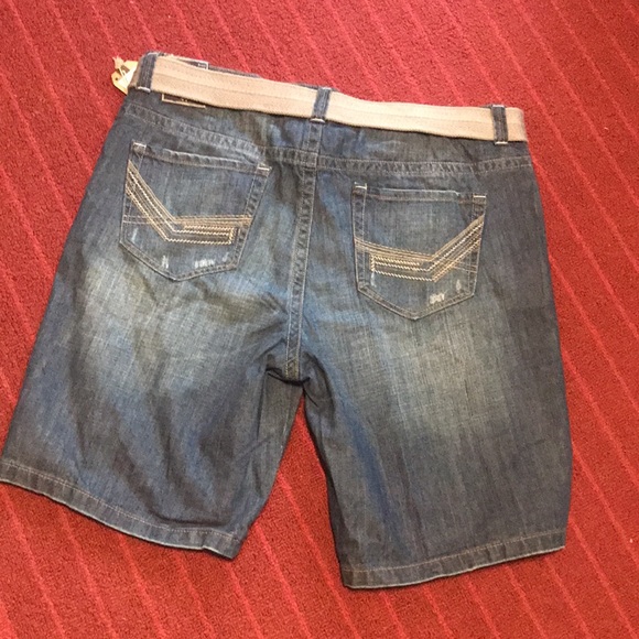 Belted Denim Shorts 😀.   Size 44 - Picture 2 of 3